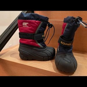 Sorel Children’s cub boots (blue with red)